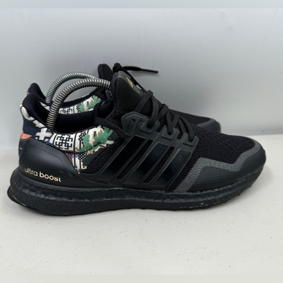 Adidas UltraBoost DNA Chinese New Year 2020 Men\'s Size 8.5 FW4324 main image 5